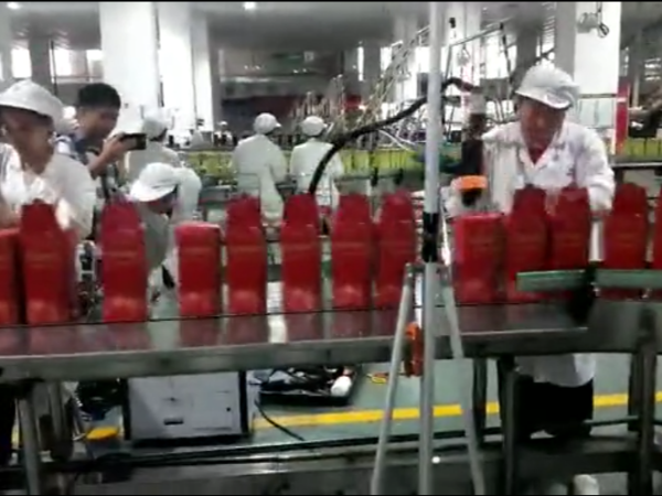 白酒廠家合作博革自動鉚釘槍案例